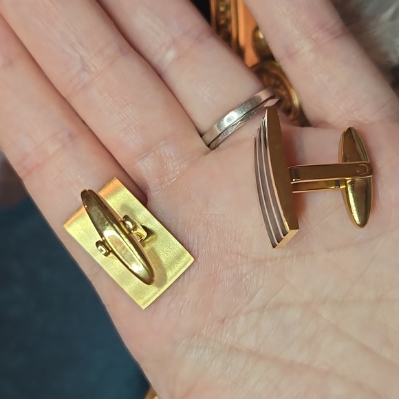 Gold and Black Striped Stainless Steel Cufflinks Brand New - Picture 9 of 10